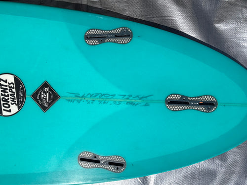 Shortboard 5'6" Pukas - LANGBRETT